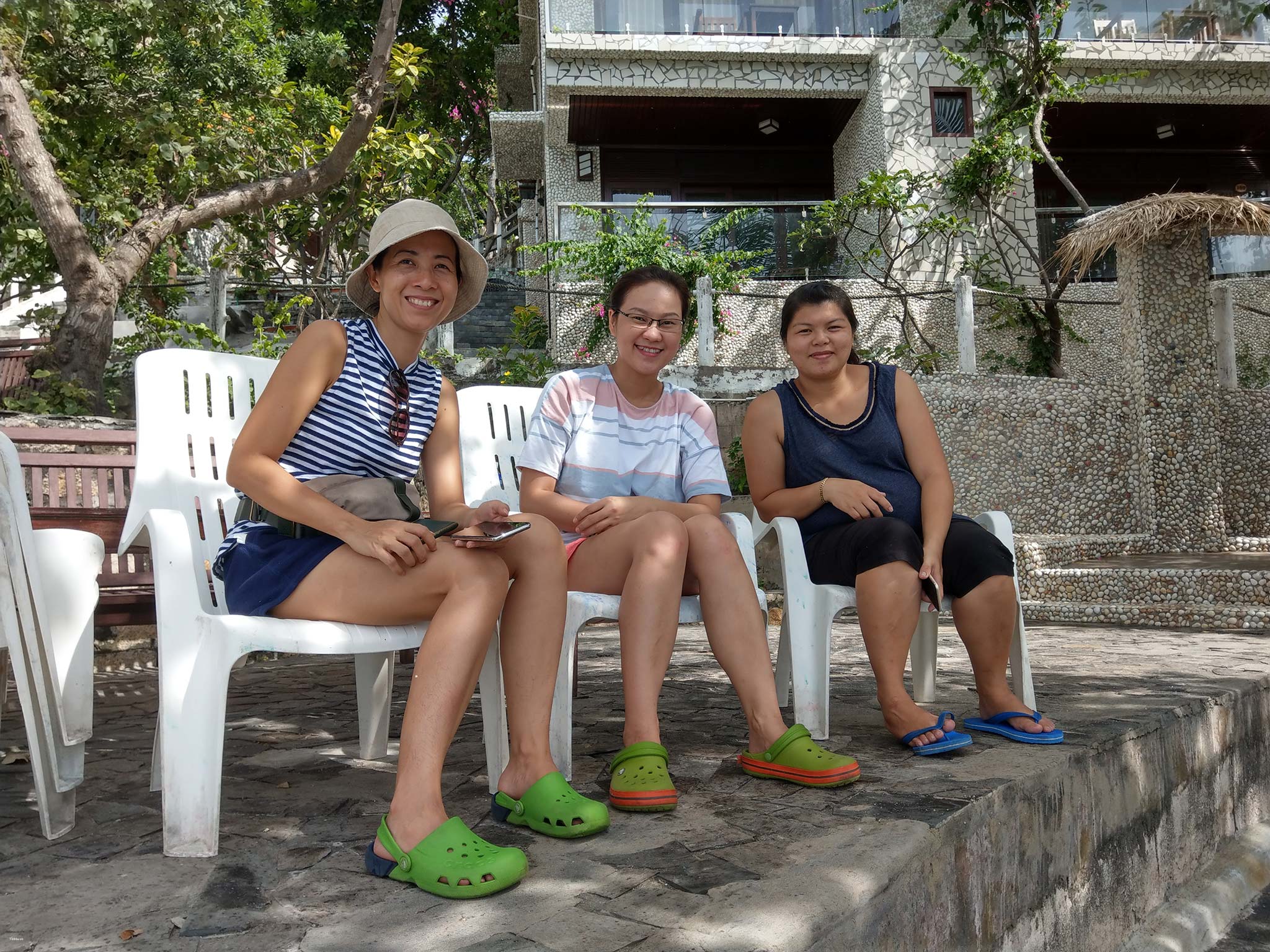 Đang tải IMAG0232.jpg…